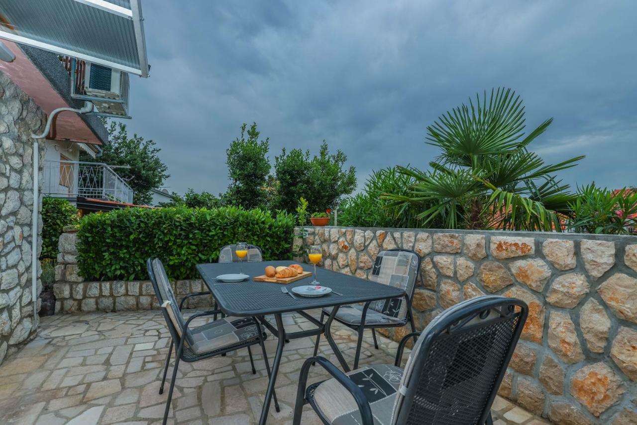 Apartment Lisinski Crikvenica Exterior photo